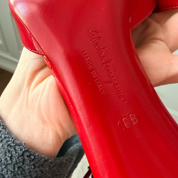 SALVATORE FERRAGAMO Sorano Red Patent Leather Pumps Shoes Size 10 Women’s NEW - Picture 11 of 14
